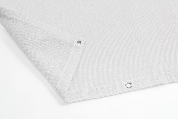 Abdeckplanen oder Sichtschutznetz als Sichtschutz an Unfallstellen