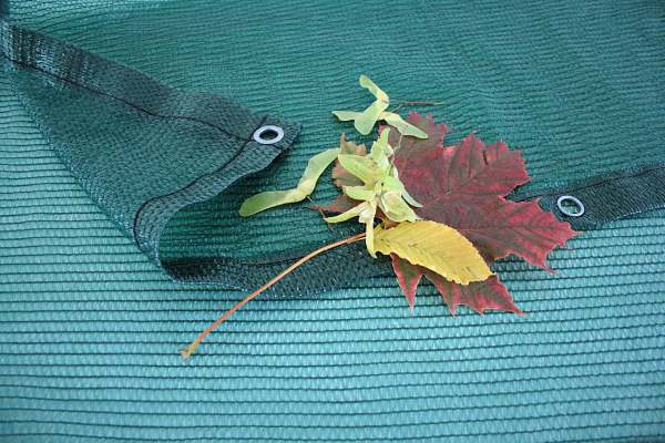 Schattennetz nach Maß mit Ösen - fein grün - 50 % - 50 g/m²