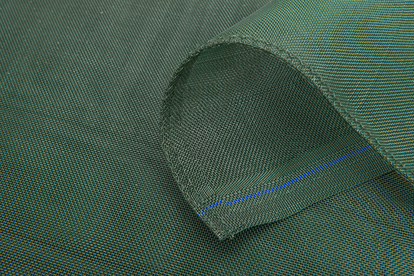 260_siloschutzgitter_saum Trittfest-stabile Verarbeitung auch am Rand