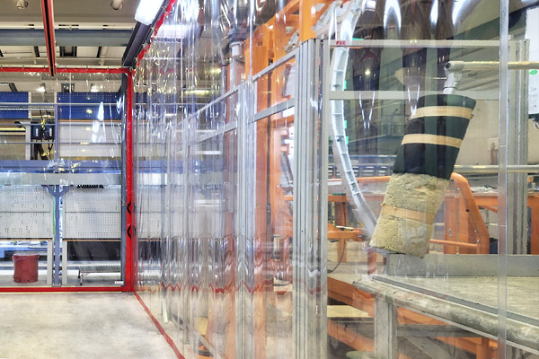 industrievorhang_staubschutz Einhausung an vorhandenen Trägern