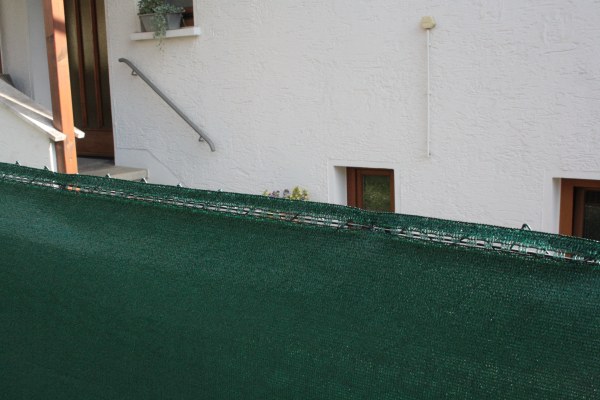 Fast blickdicht und winddicht