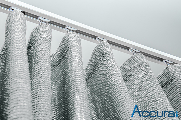 Der Sonnenschutz-Vorhang für die Terrasse und den Balkon