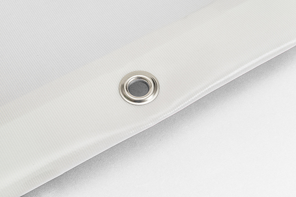 PVC-Plane schwerentflammbar nach EN 13501-1, B-s2;d0 UV-stabilisiert - nach Maß