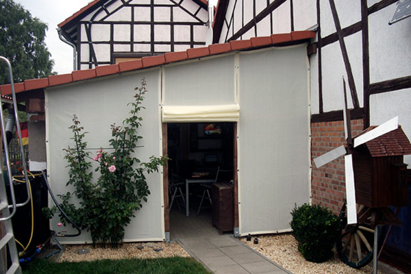 Sichtschutznetz als Raffrollo Kundenanfrage aus der Region Magedeburg Bernburg