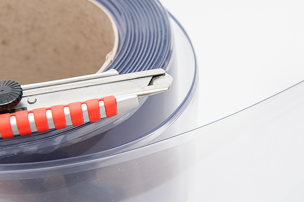 pvc_streifen_lamelle_montage Einfacher Zuschnitt mit Cuttermesser