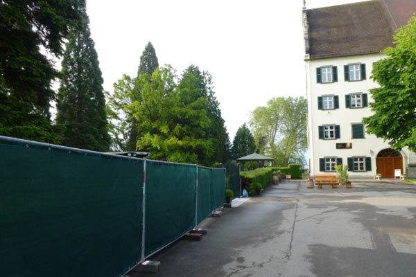 Bauzaungewebe als Sichtschutz in grün