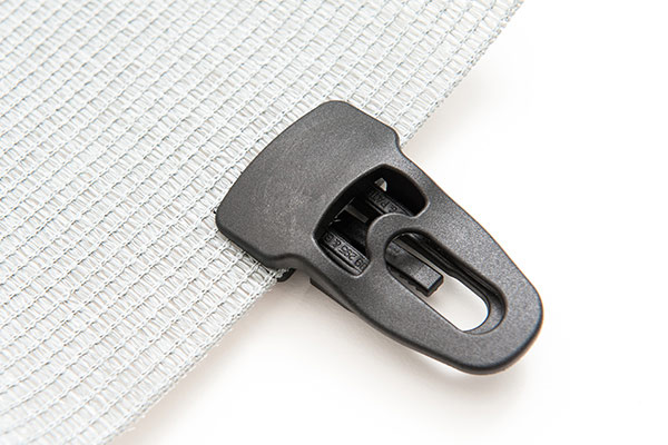 Befestigungsclip groß in weiß oder schwarz lieferbar