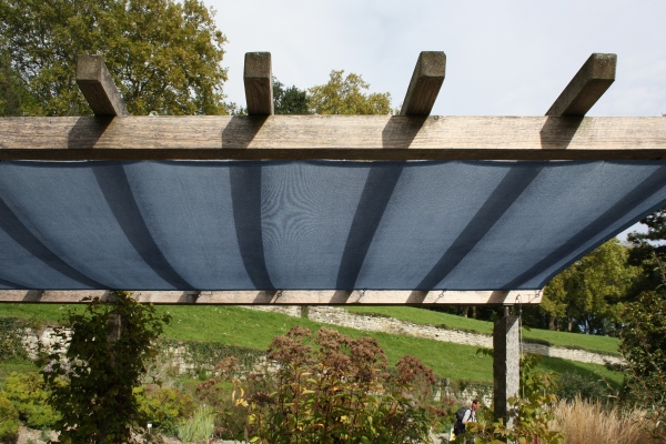 Schattiernetz mit Ösen Bespannung für Holzkonstruktionen