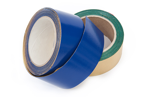 reparaturklebeband_pvc_plane Extrem haftendes Reparaturklebeband für LKW-Planen aus PVC