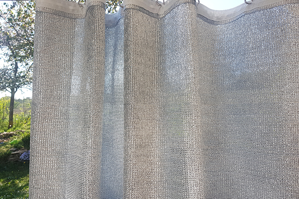 outdoor_vorhang_coolish_sonnenschutz_sichtschutz lichtdurchlässig trotz hoher Schutzwirkung