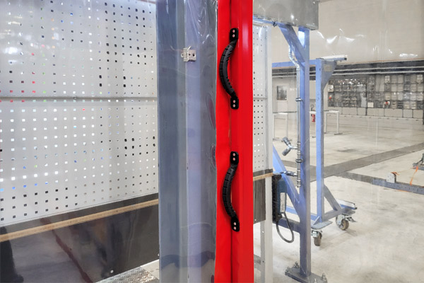 industreivorhang_sonderausstattungZPDe6TCVUQ5da Industrievorhang mit Sonderausstattungen auf Anfrage